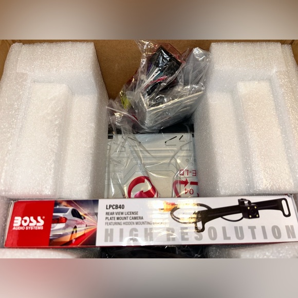 Detachable face car stereo - Picture 4 of 4